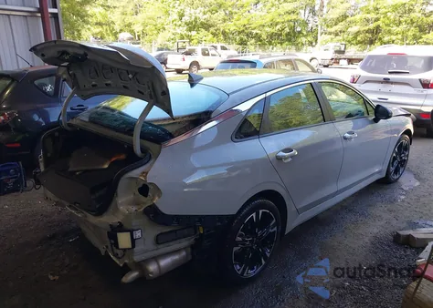 2023 Kia K5 Gt-Line z USA, uszkodzony, nr VIN 5XXG64J25PG178807